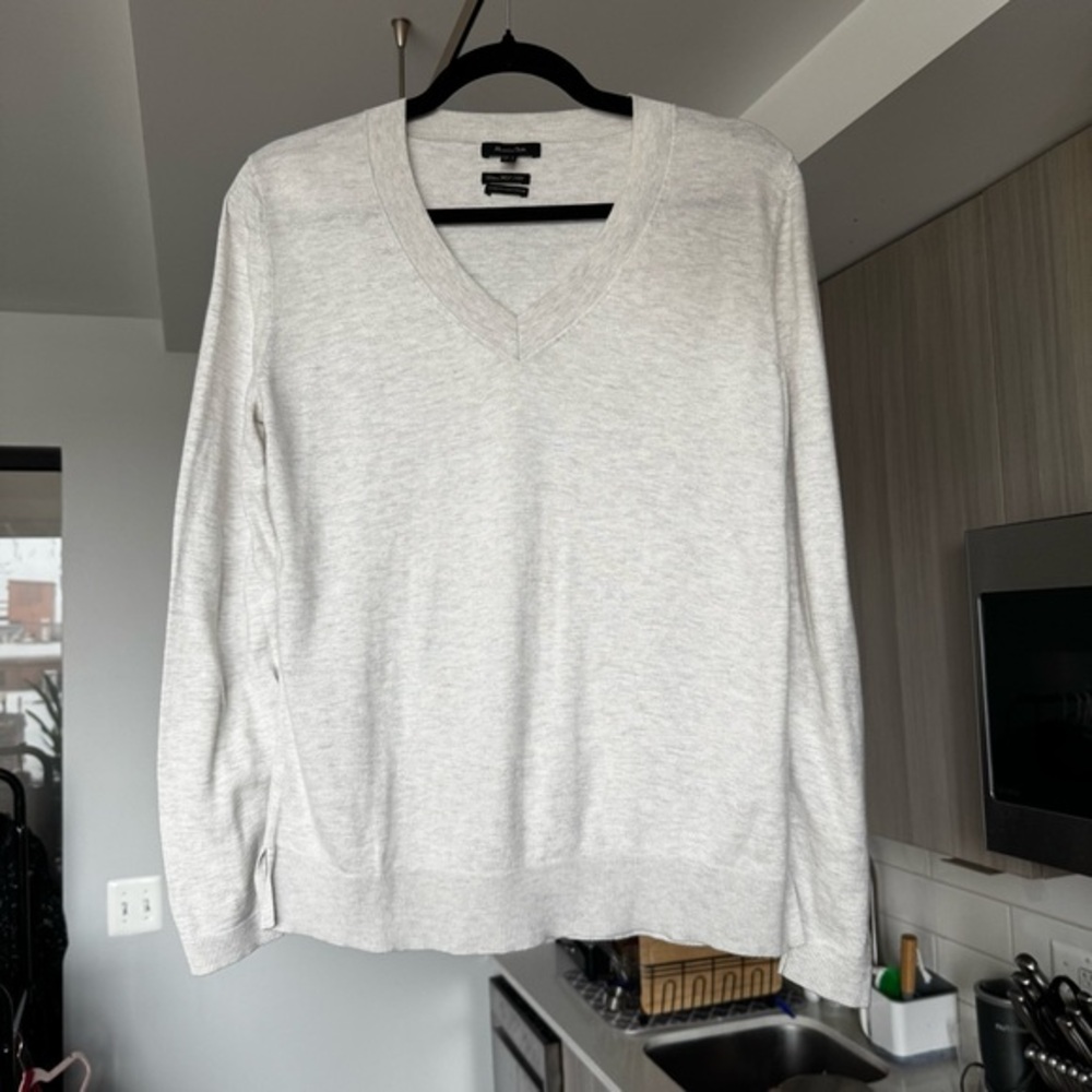 Massimo Dutti V-Neck Sweater - Cotton Wool Silk Blend - Gray - Small